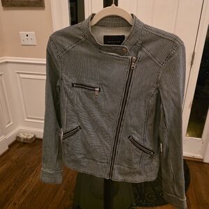 Banana Repubic Striped Zipper Jacket - Navy and White.vintage. S